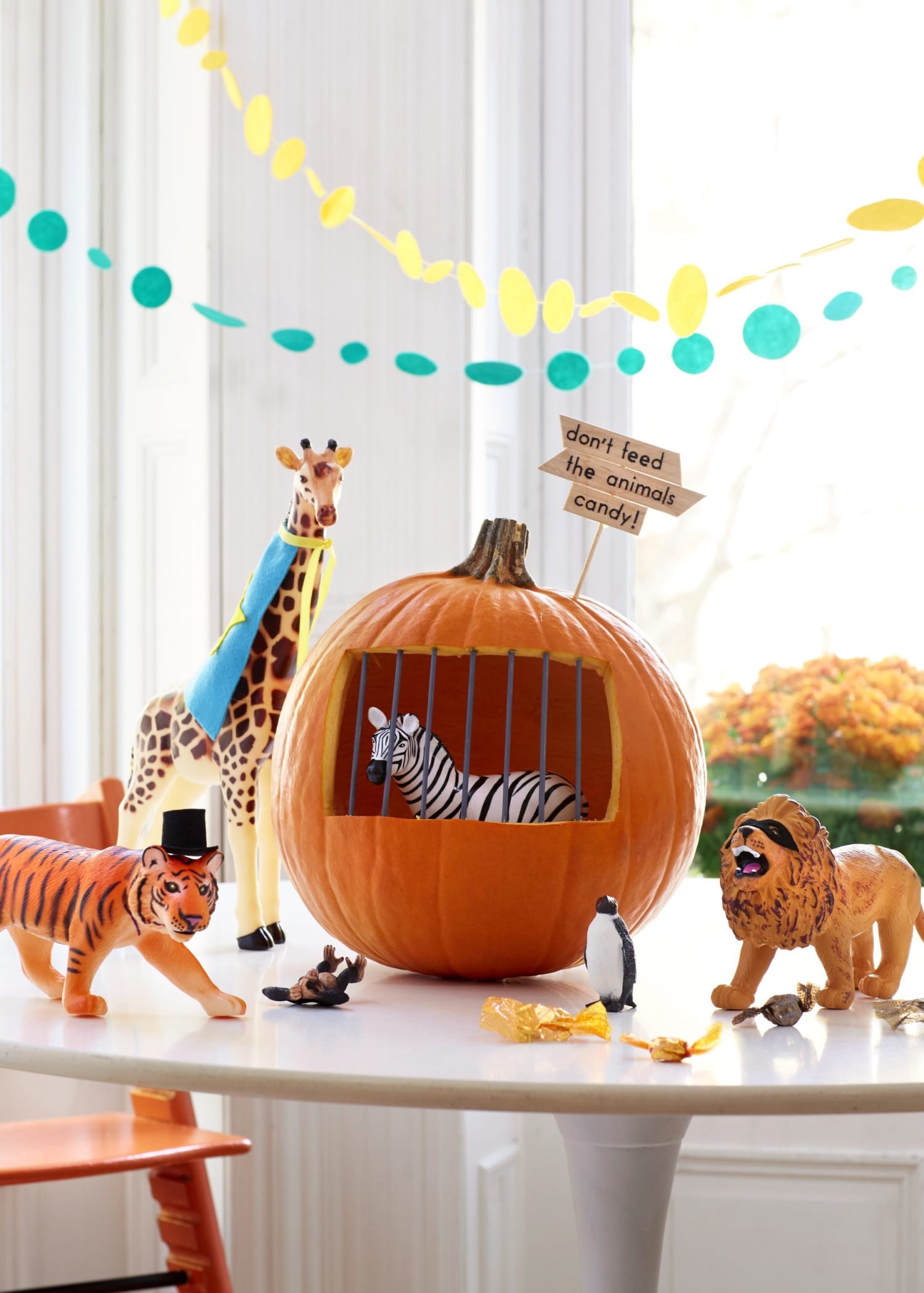 6-cute-kid-friendly-ways-to-decorate-halloween-pumpkins-kitchn