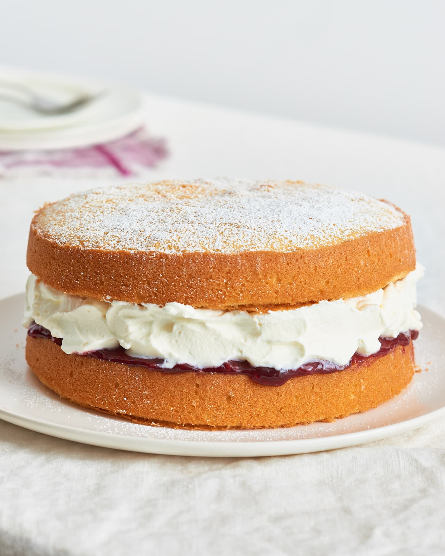 Classic Victoria Sponge Cake Kitchn