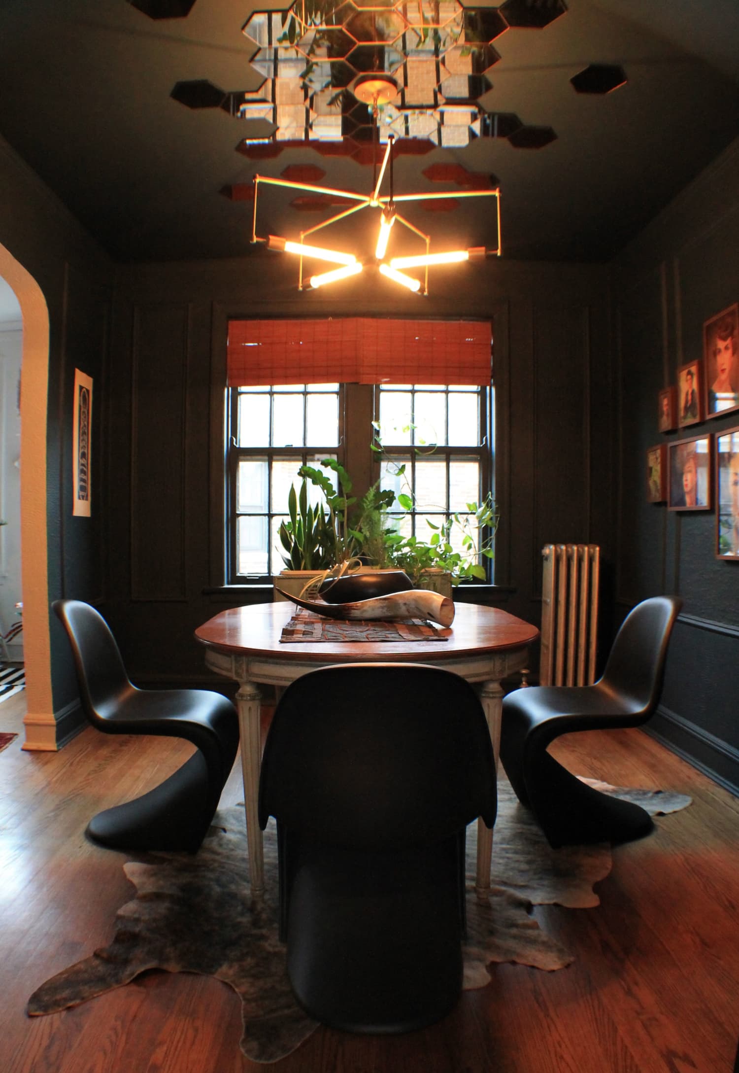 Lauren S Dark Dramatic Design Apartment Therapy
