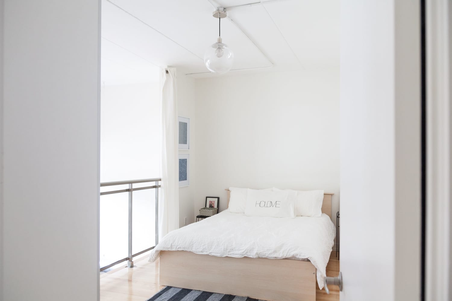 Soundproof Your Rental Bedroom in Under 10 Minutes Apartment Therapy