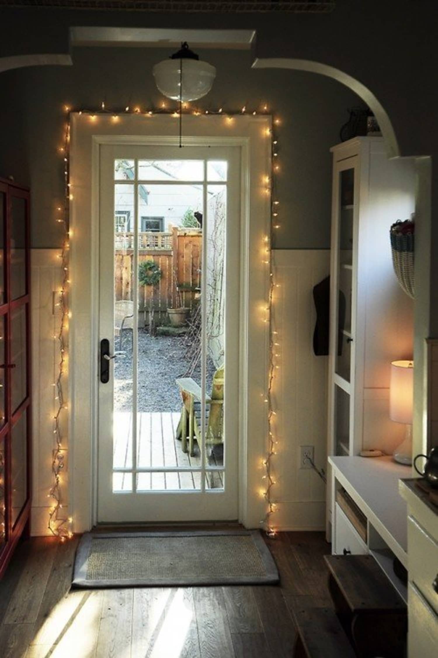 fairy lights decorating therapy apartment
