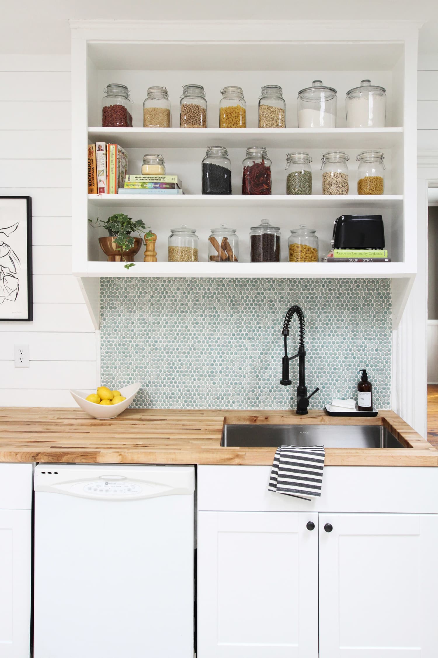 How to Grout Tile Backsplash | Apartment Therapy
