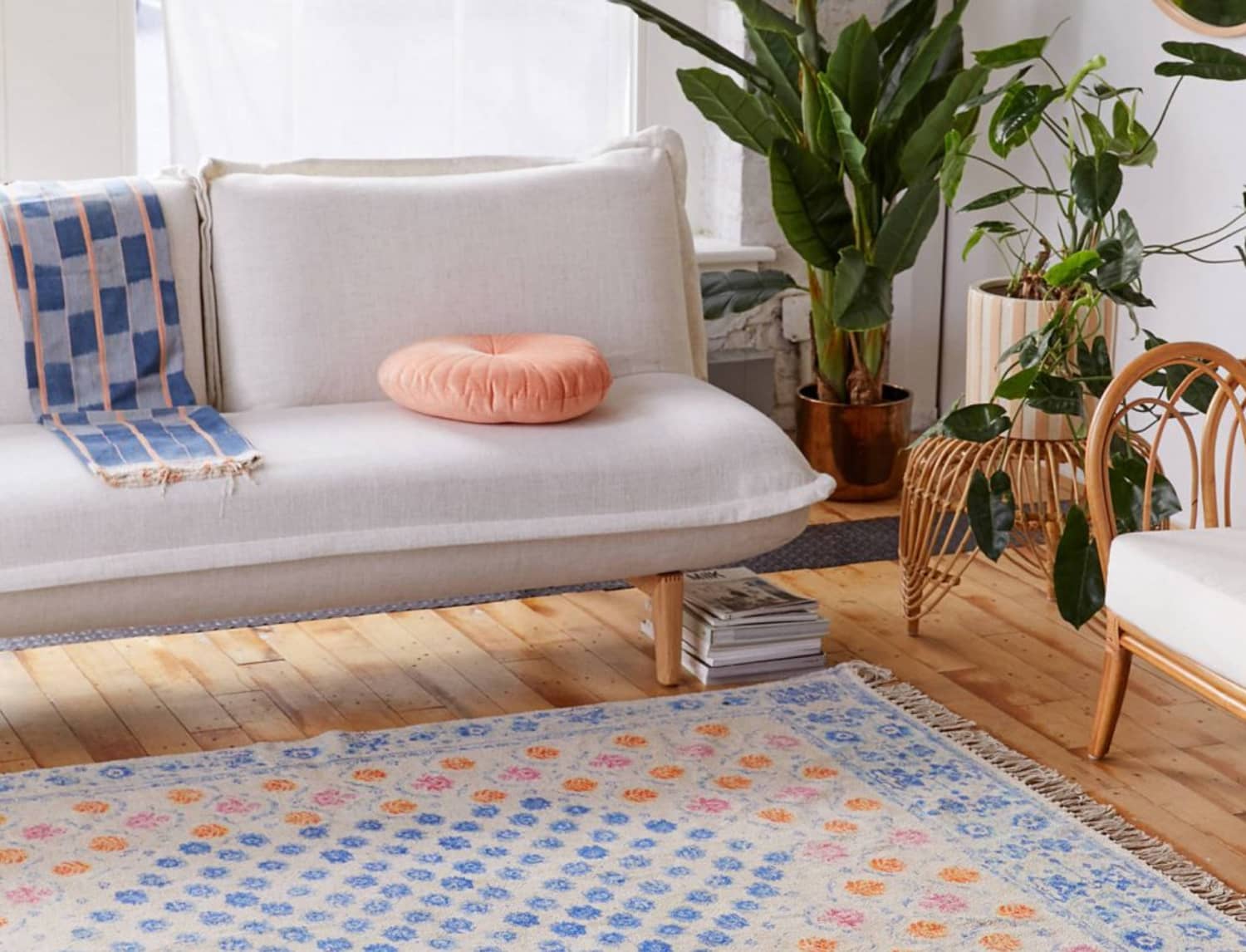 Isn’t It Romantic? Six Dreamy Rugs To Grab During Urban Outfitter’s 20% Off Sale | Apartment Therapy