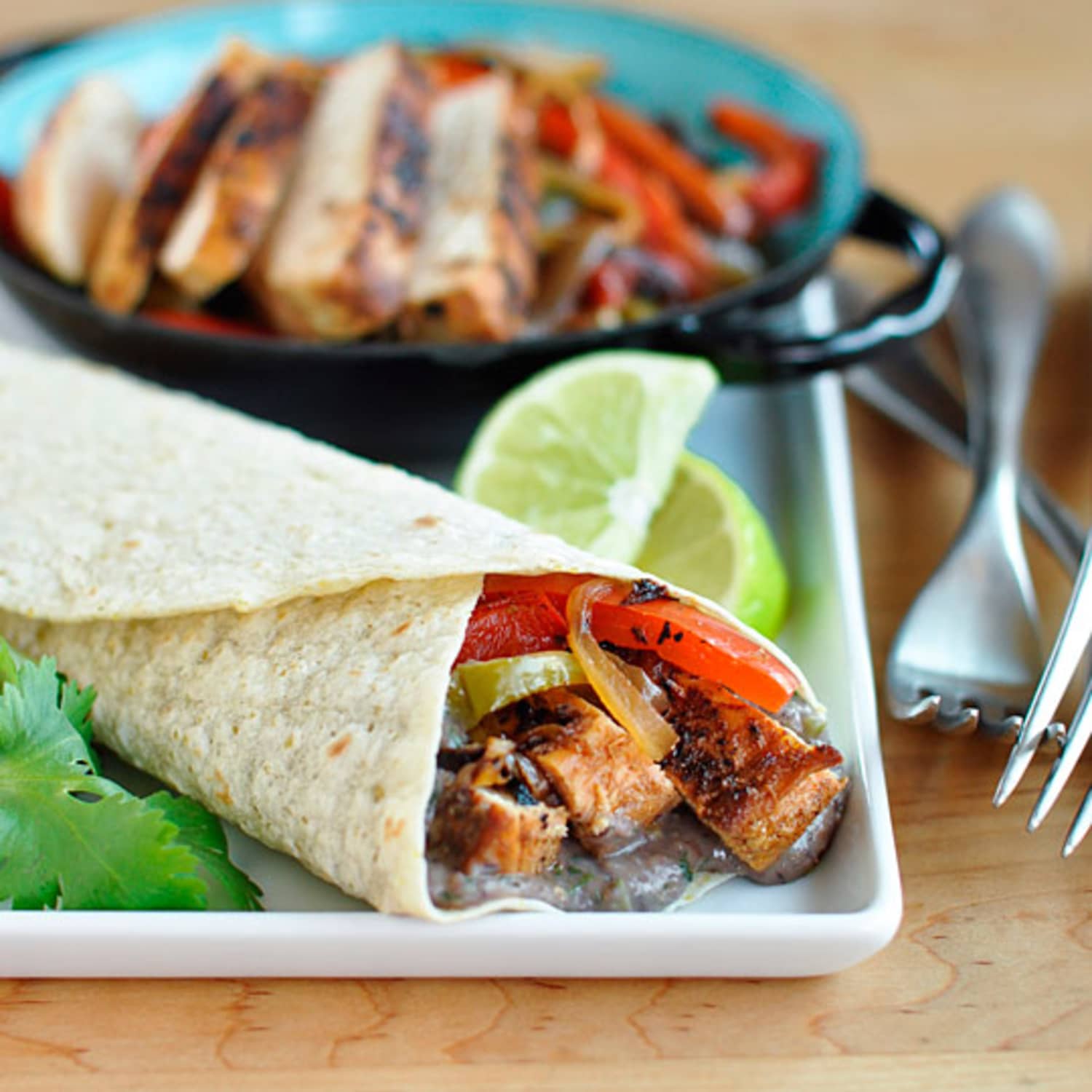 Recipe Chipotle Chicken Fajitas with Creamy Black Bean Spread Kitchn