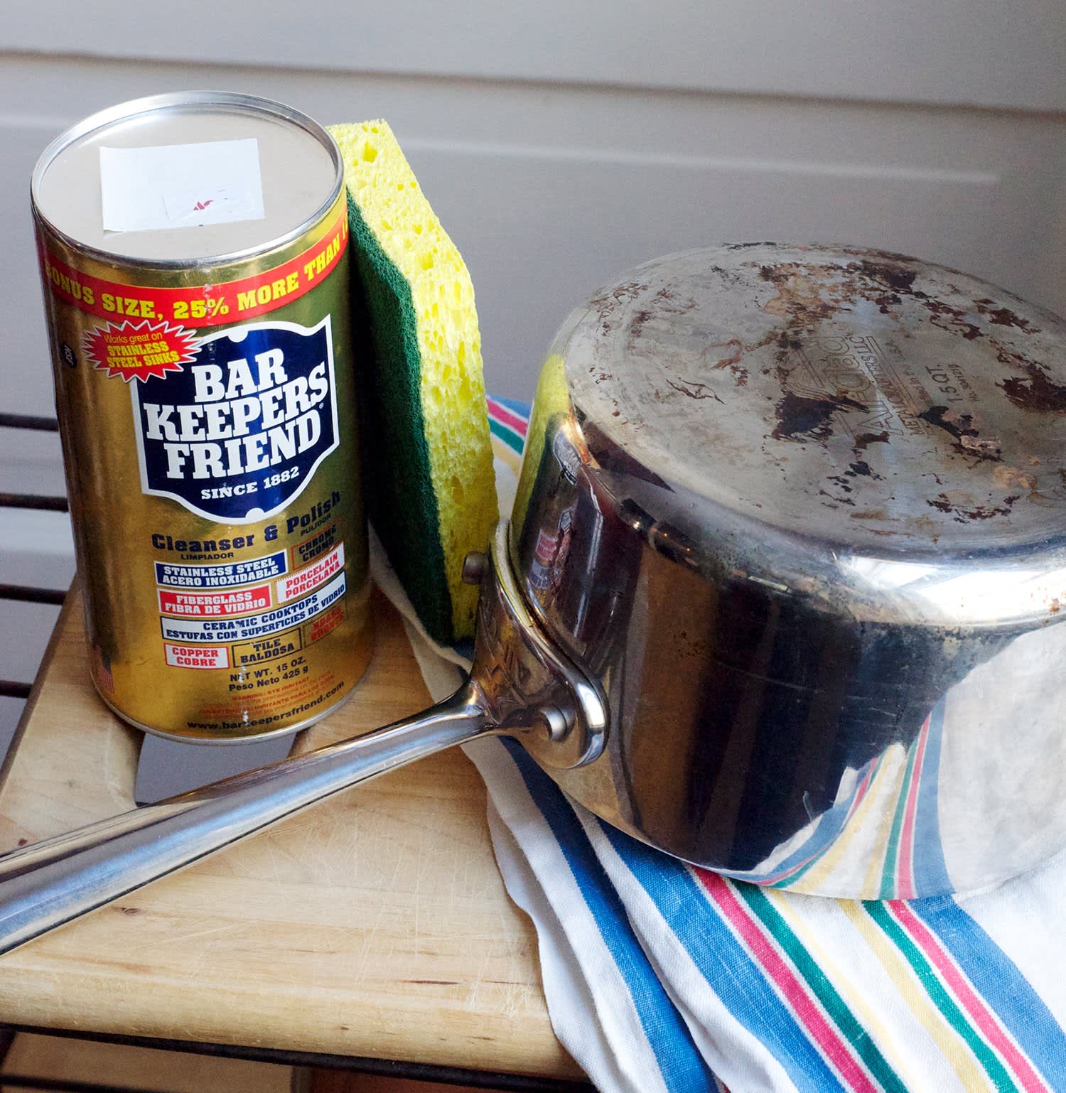 best way to clean a stainless steel pan