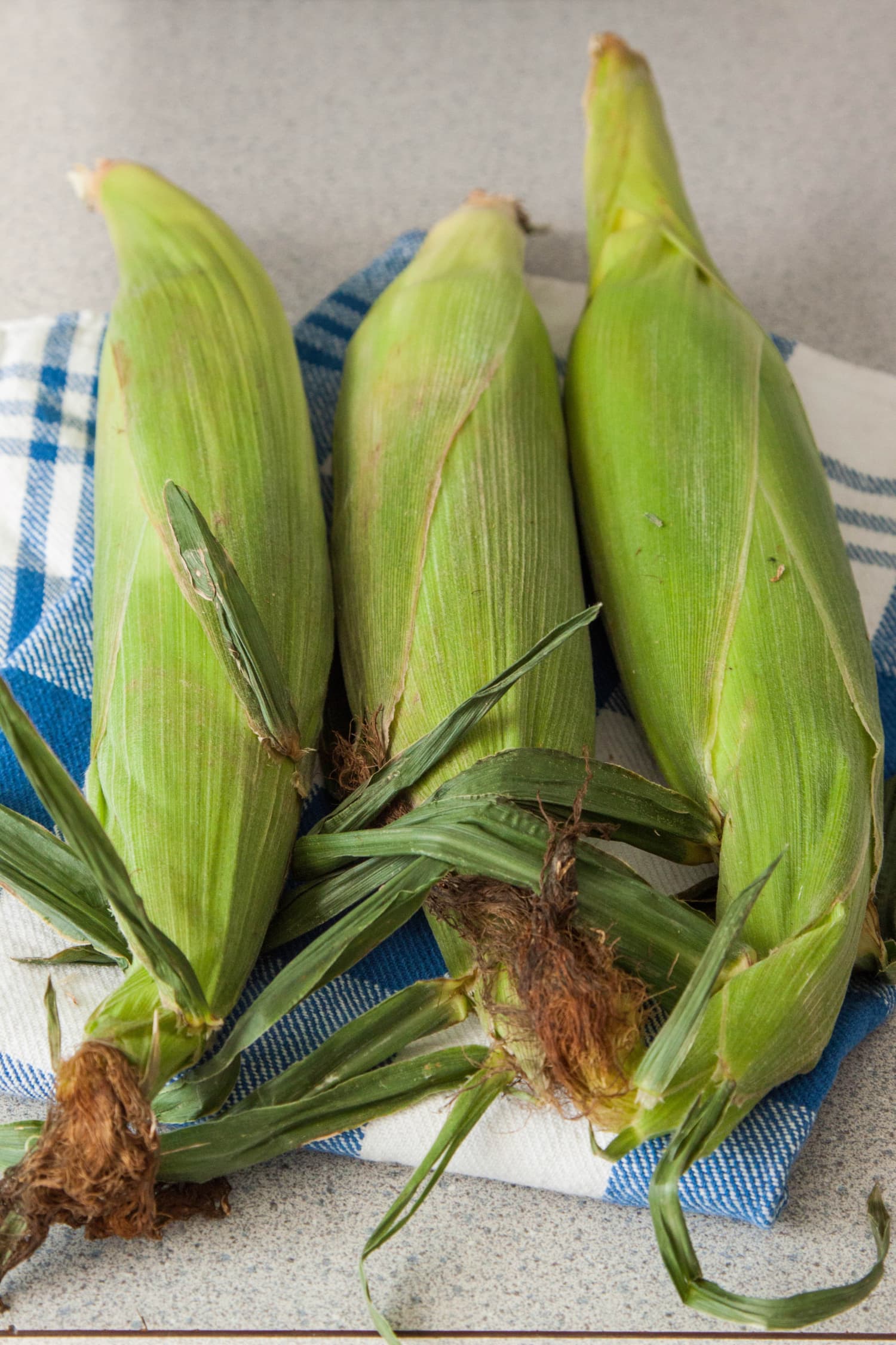 Can You Really Use Your Microwave to Shuck Corn? Kitchn