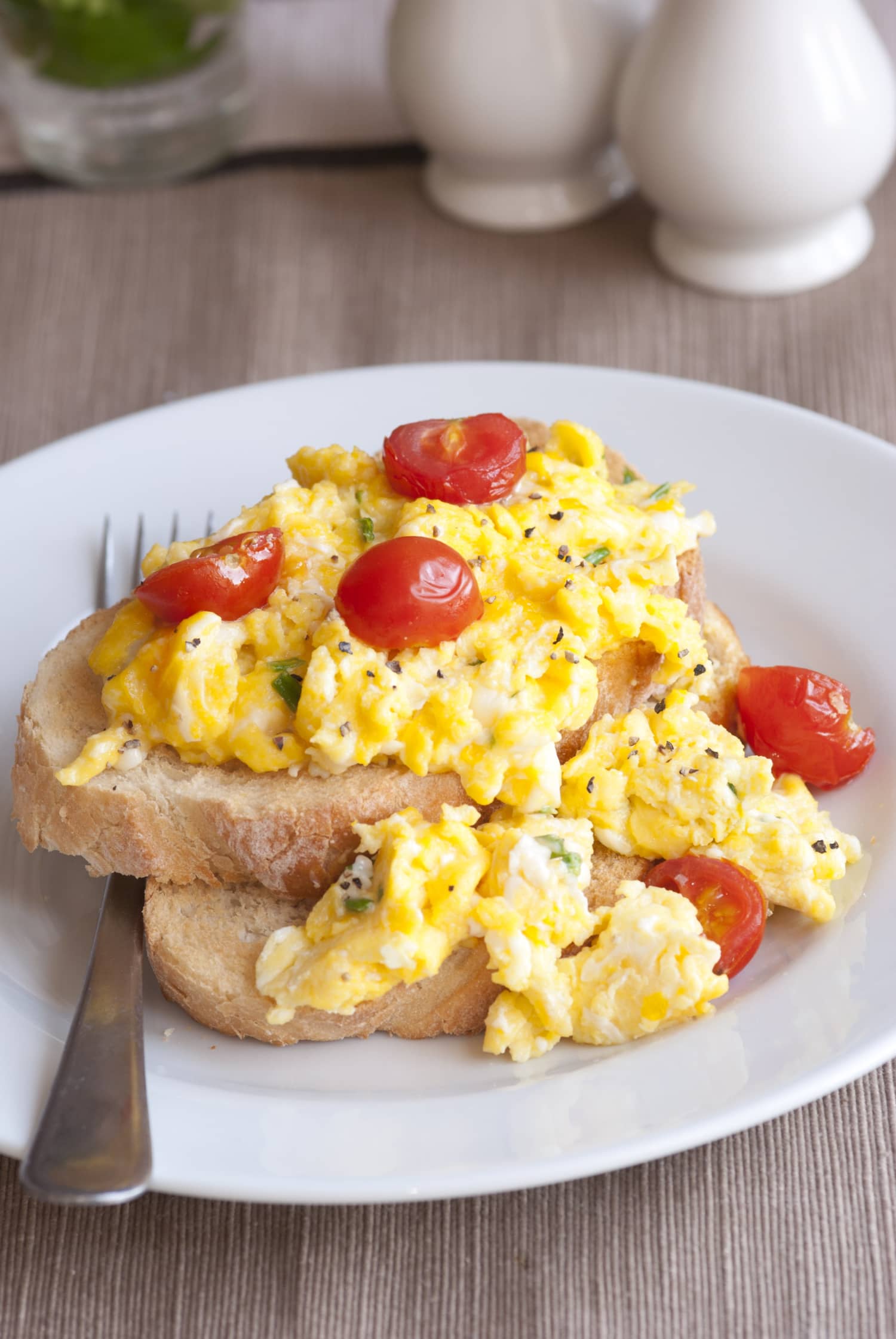 Avoid These 5 Common Mistakes When Making Scrambled Eggs | Kitchn