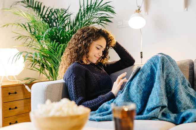 4 Ways to Make Your Own Weighted Blanket and Never Leave the House Again