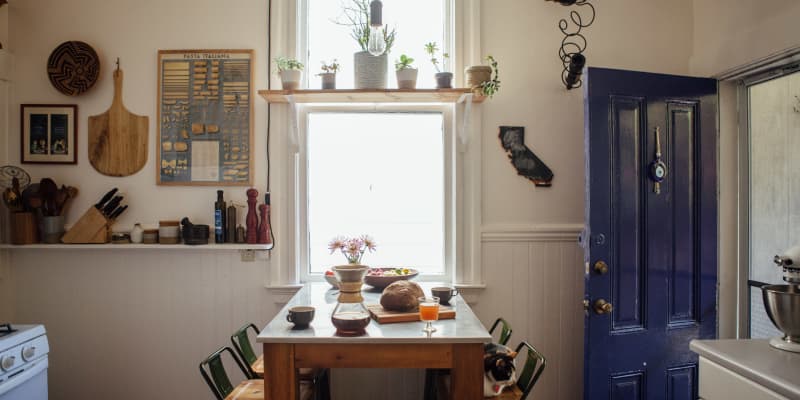 House Tour A Plant Filled San Francisco Apartment Apartment Therapy