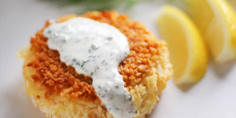 Recipe Smoked Salmon Potato Cakes With Herb Creme Fraiche Kitchn