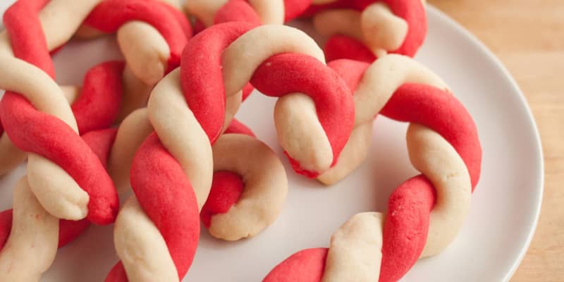 This Is Why We Eat Candy Canes on Christmas — Eat This Not That