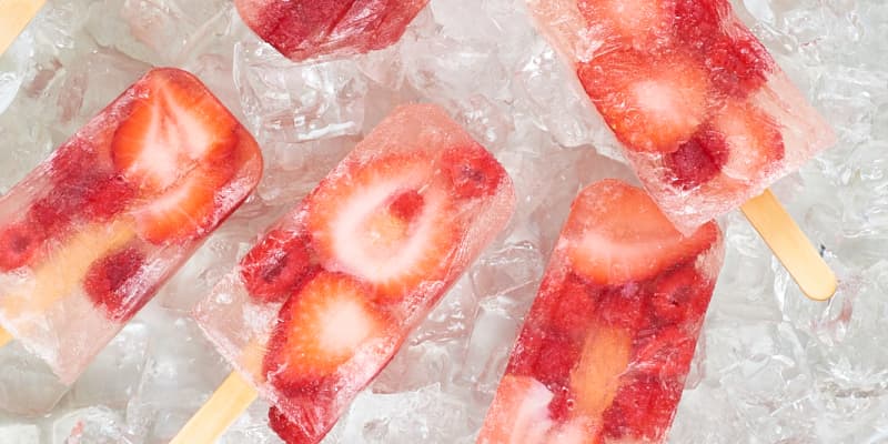 100-Calorie Boozy Popsicles - Buzz Pop Cocktail | Kitchn