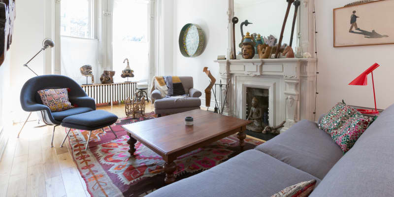 Mismatched coffee table and tv shop stand