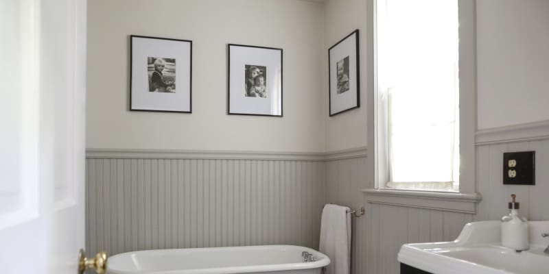 Half Wall Paneling Bathroom – Wall Design Ideas