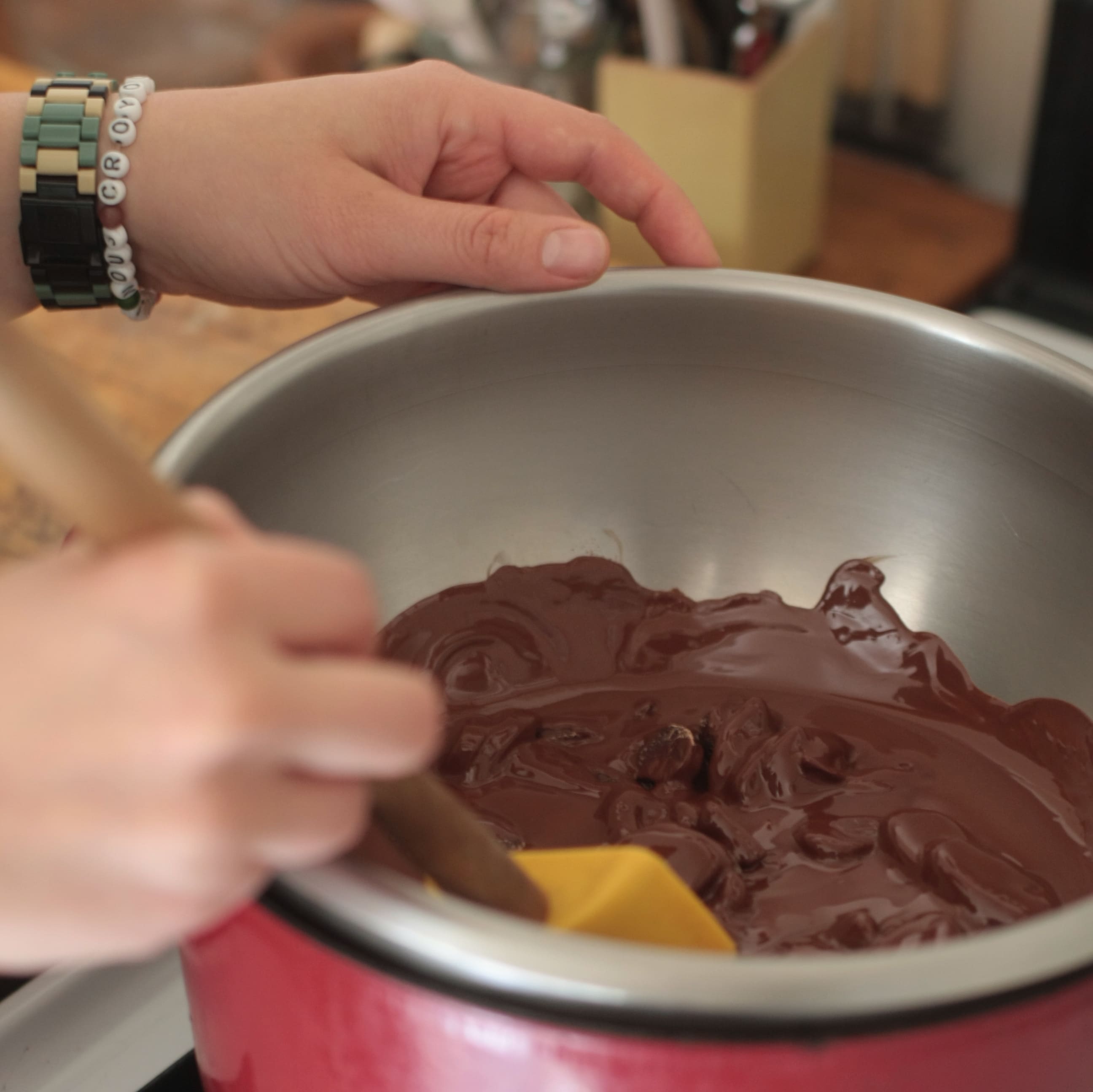 How To Temper Chocolate Without a Thermometer: gallery image 4