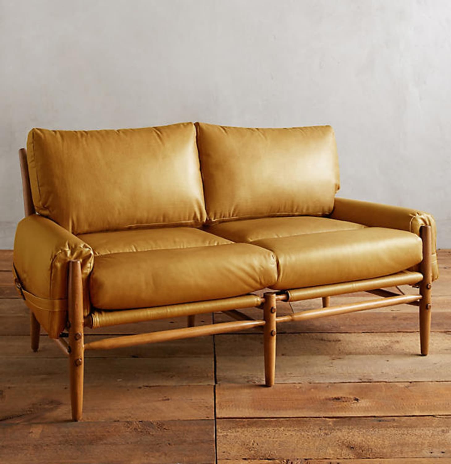 Shopping Guide To The Best Modern Leather Sofas Apartment Therapy