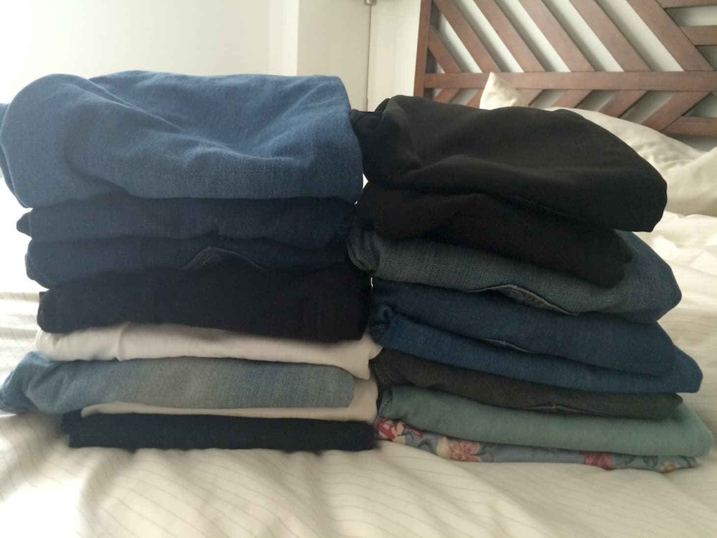 Extreme Closet Minimalism The 3 Pairs Of Jeans Wardrobe