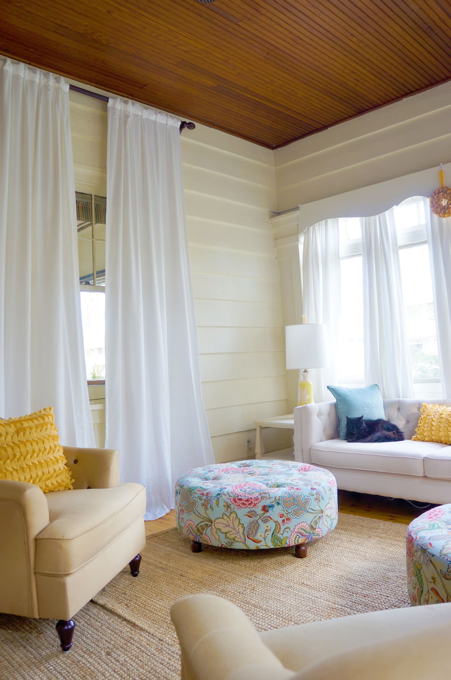 Make It Modern Fresh Ways To Think About Curtains Apartment Therapy