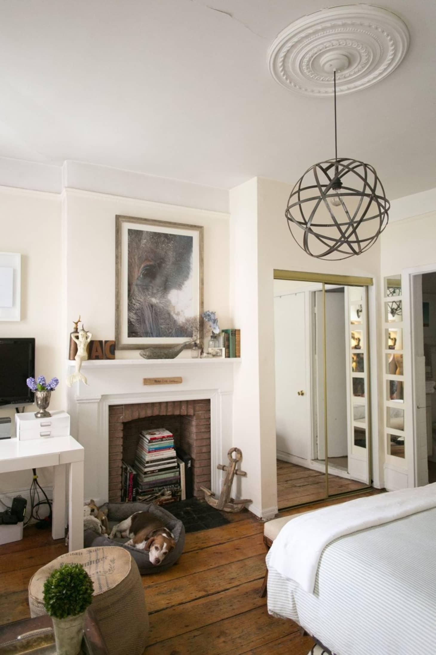 The 10 Commandments Of Decorating Your Rental Apartment Therapy
