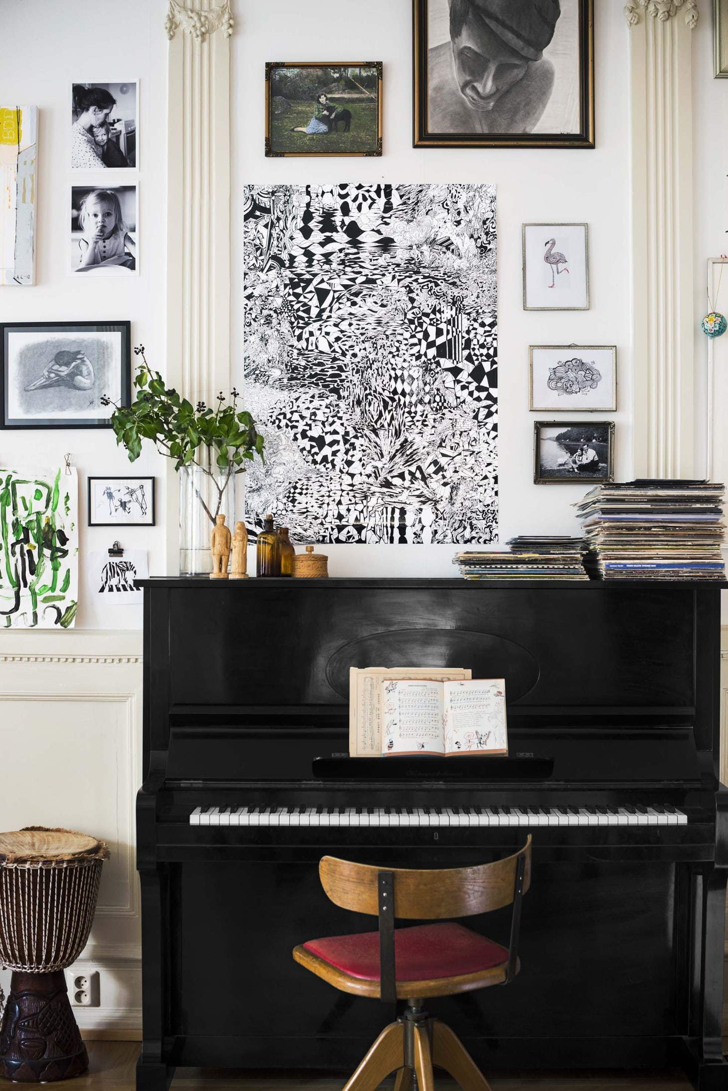 13 Ways To Decorate Around A Piano Apartment Therapy