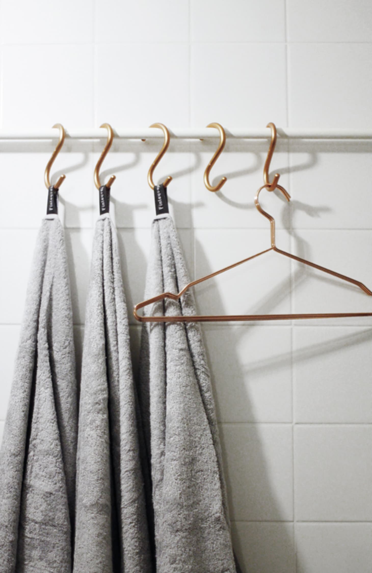 How To Use S Hooks To Organize Every Room Apartment Therapy
