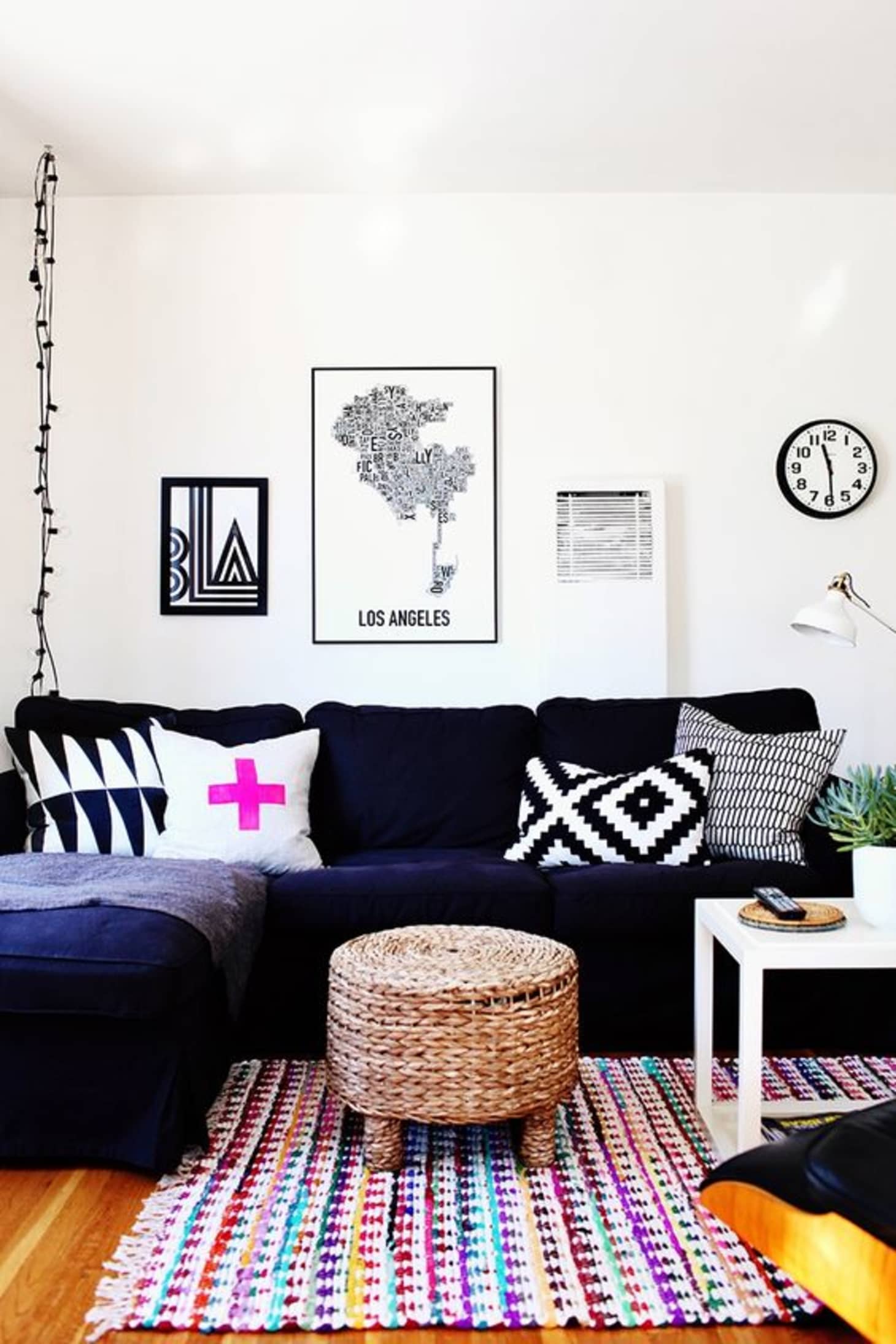 No Fail Recipes For Artfully Arranging Your Sofa Pillows