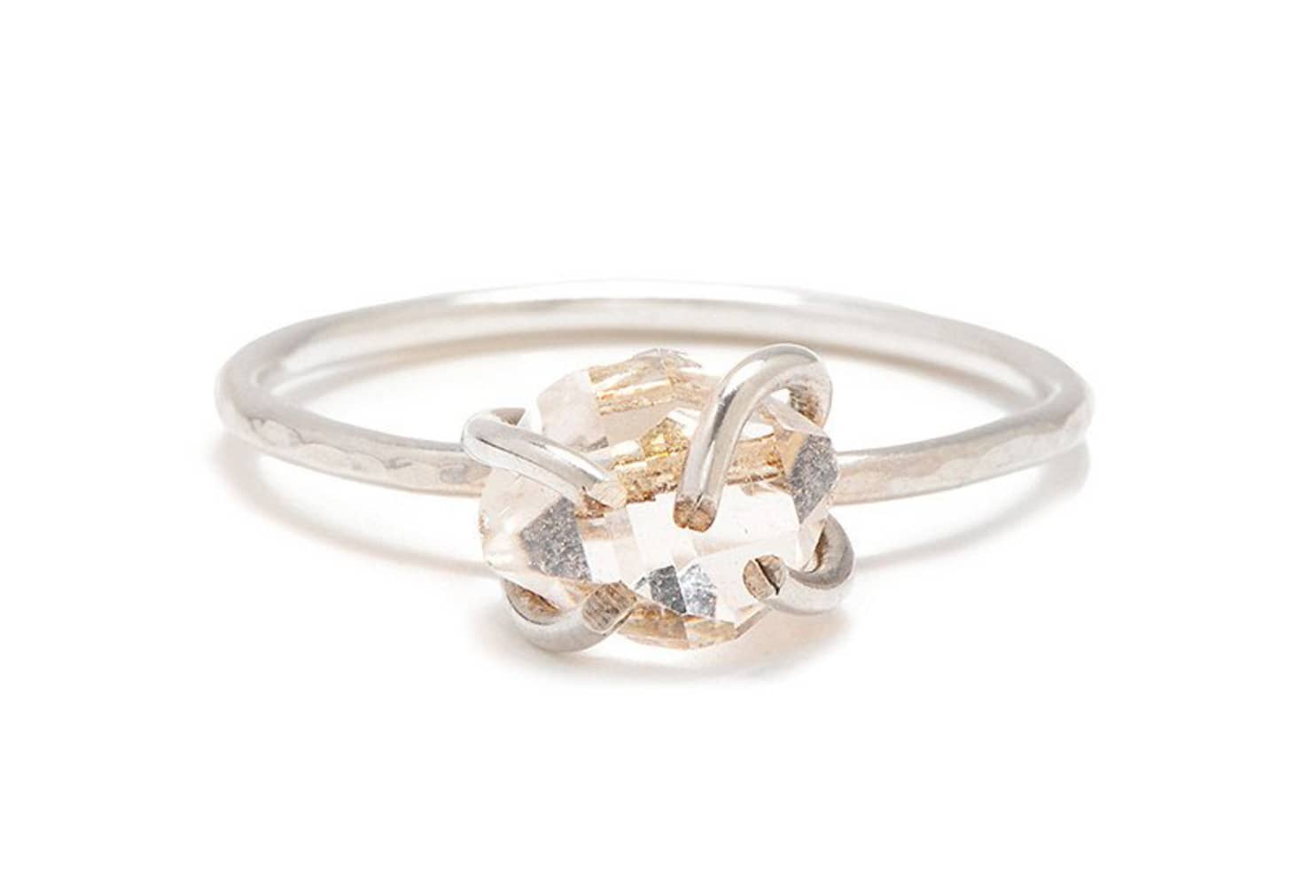 15 BudgetFriendly Modern Engagement Rings Apartment Therapy