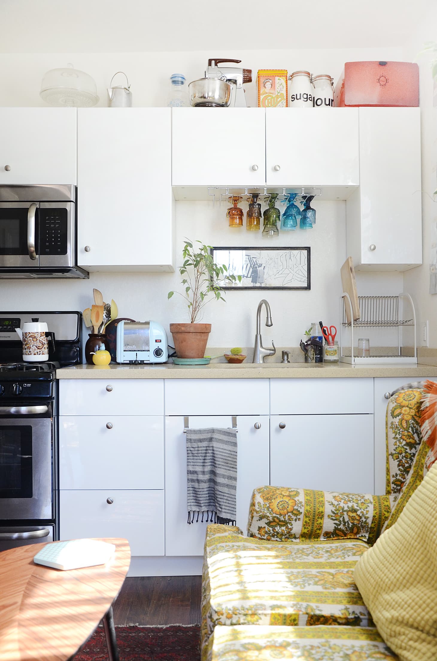 The Best Cabinet Pulls Knobs For Any Budget Apartment Therapy