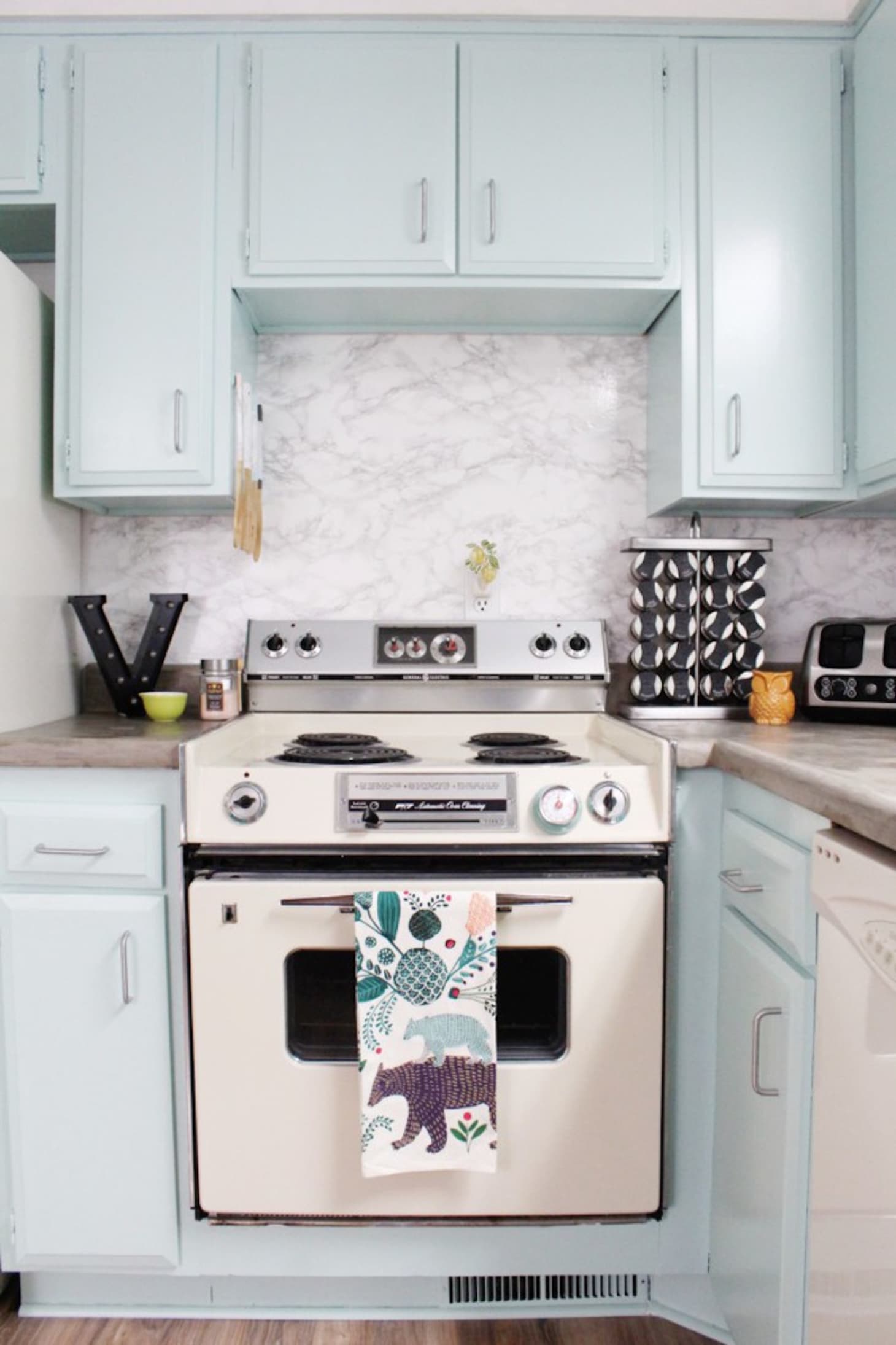 Diy Fixes For Rental Kitchen Cabinets Appliances Backsplashes