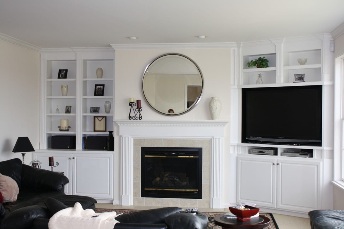 The Best Ways To Stylishly Work A Tv Into A Small Apartment