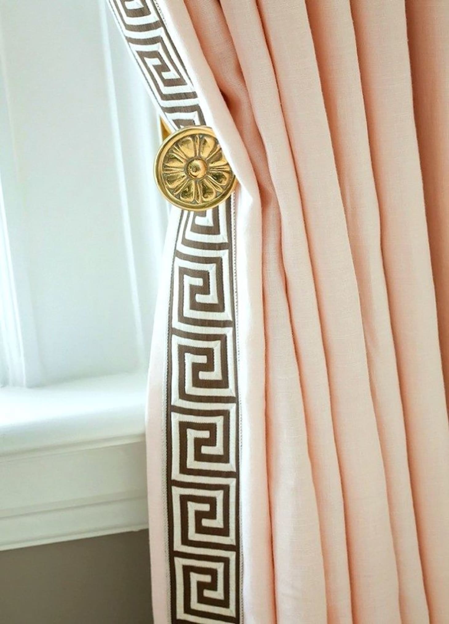 Diy Ideas For Upgrading Plain Curtains Apartment Therapy