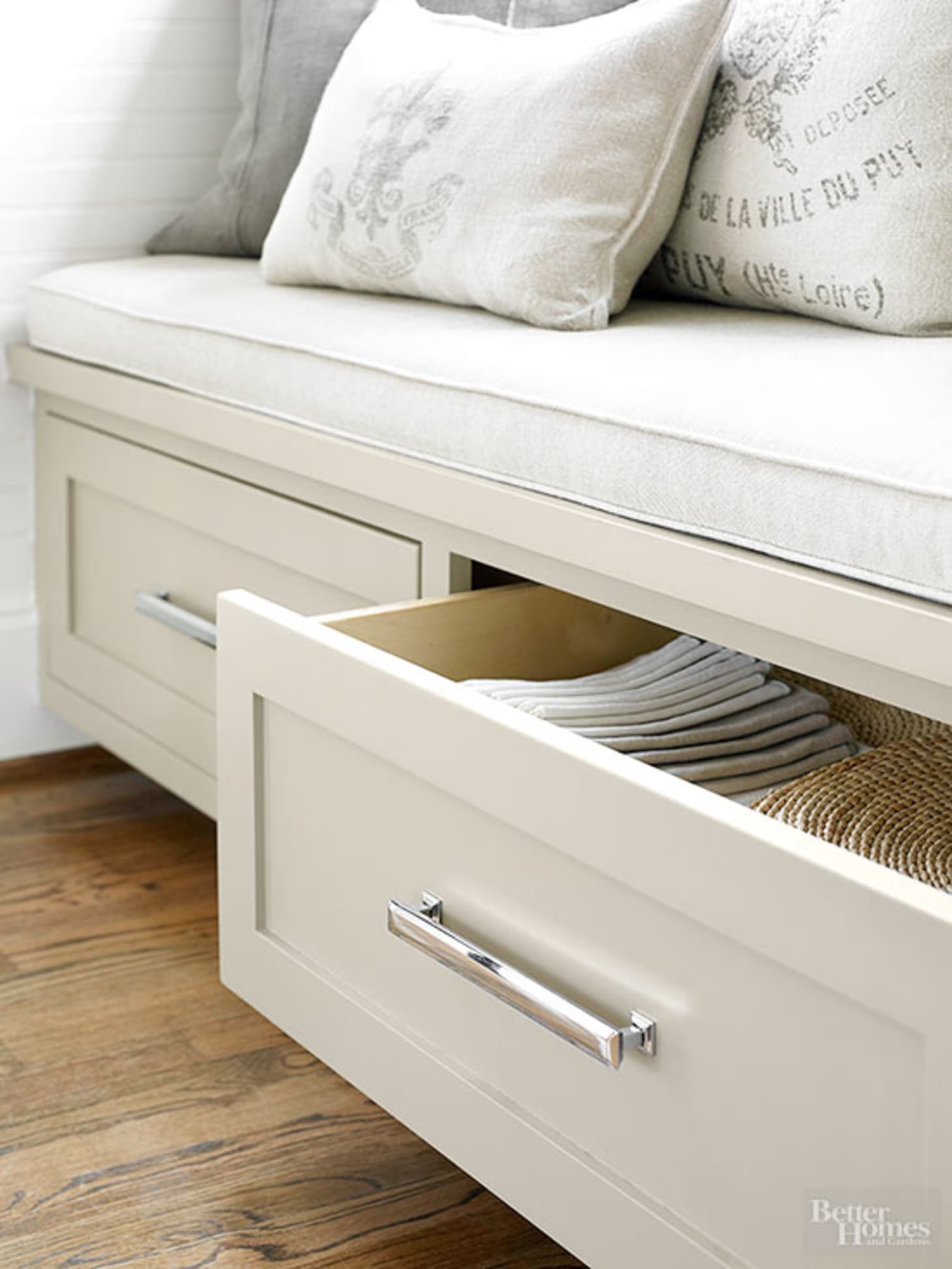 Banquette Built In Benches Add Smart Kitchen Seating Apartment