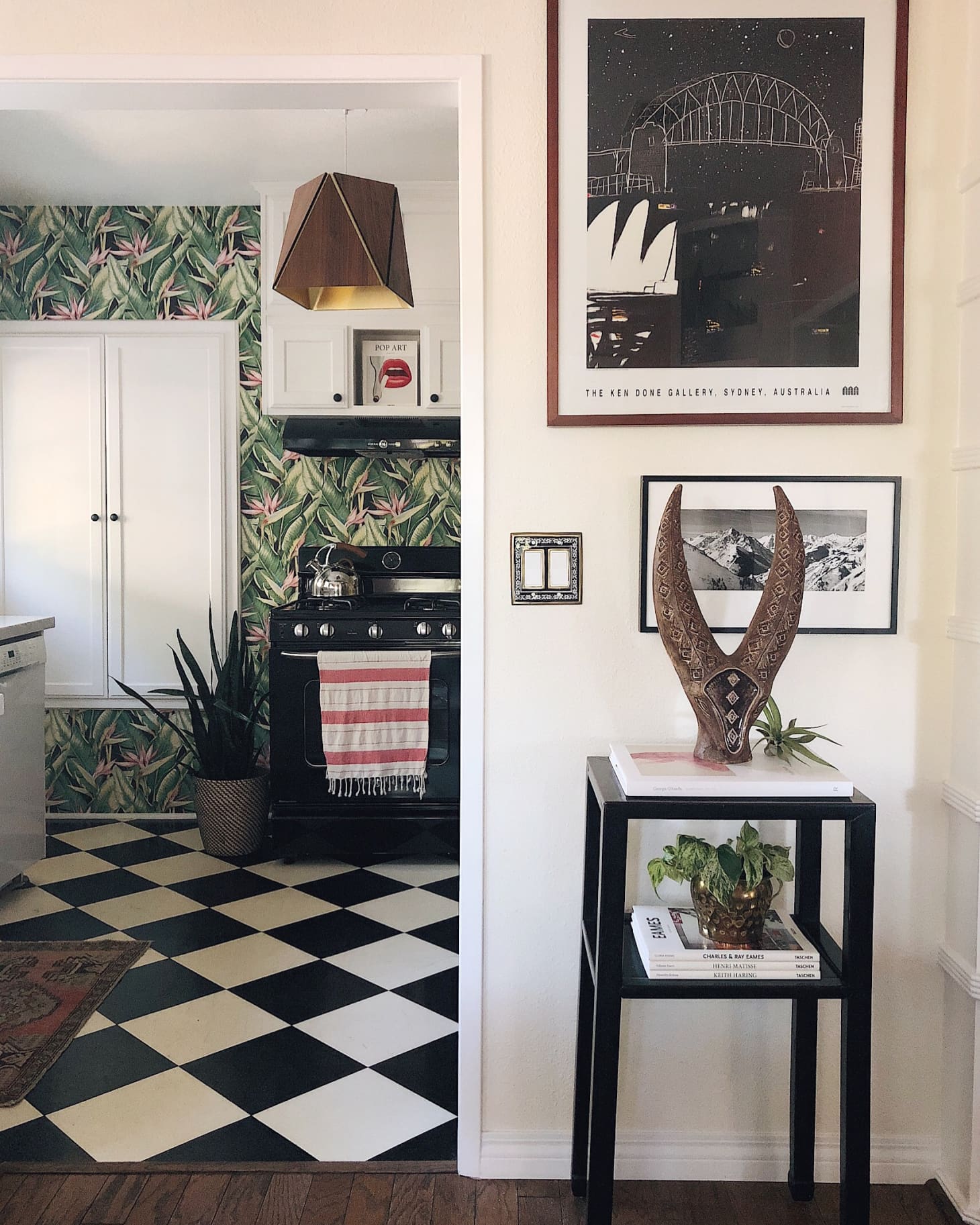 Pink Patterned Plant Perfection In A 1940s Bungalow