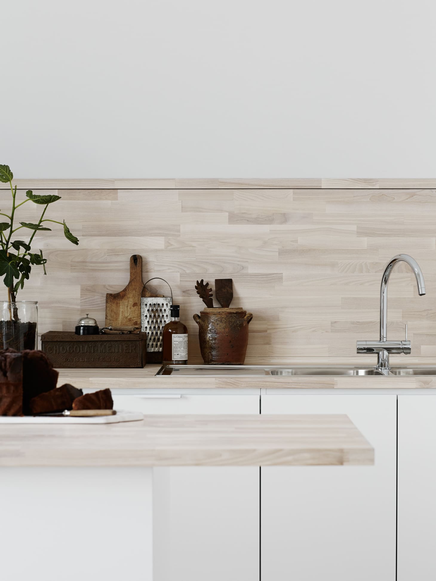 easiest to clean backsplash