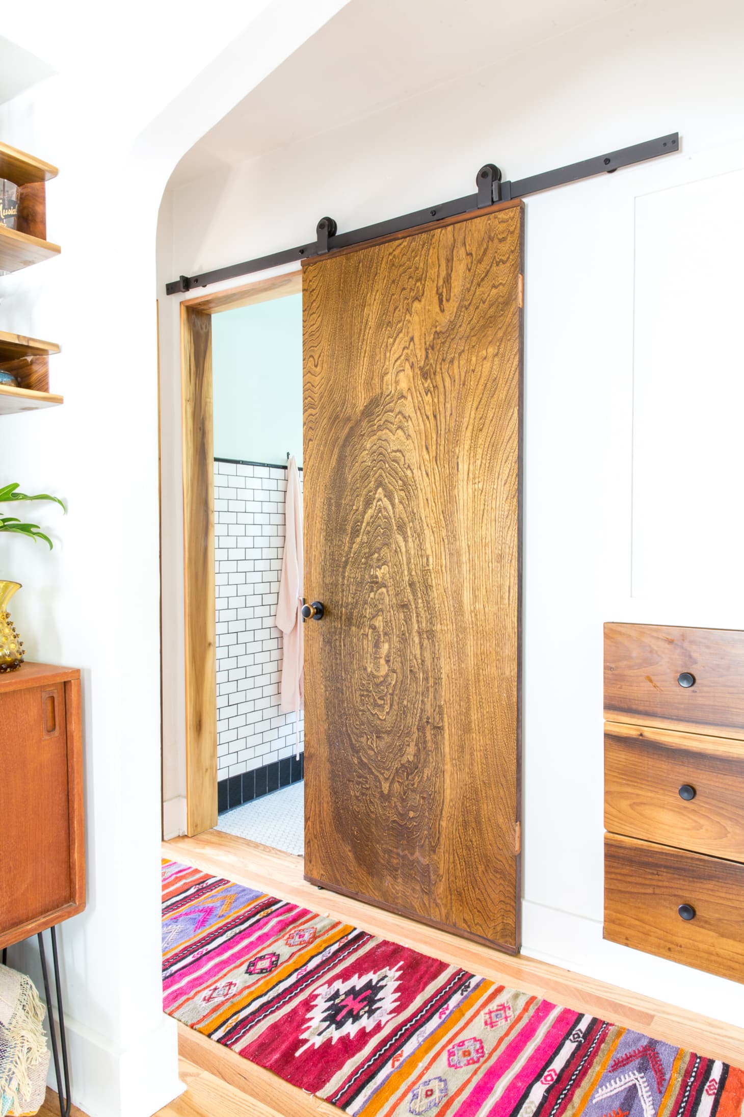 The Pros And Cons Of The Sliding Barn Door Trend Apartment