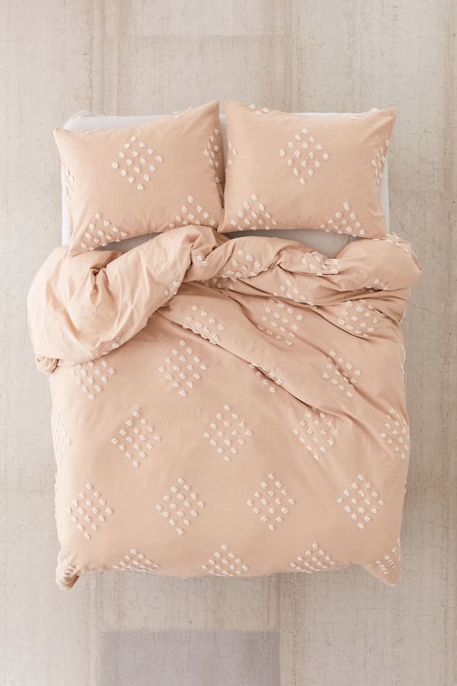 Get 40 Off On Bedding Today At Urban Outfitters Apartment Therapy