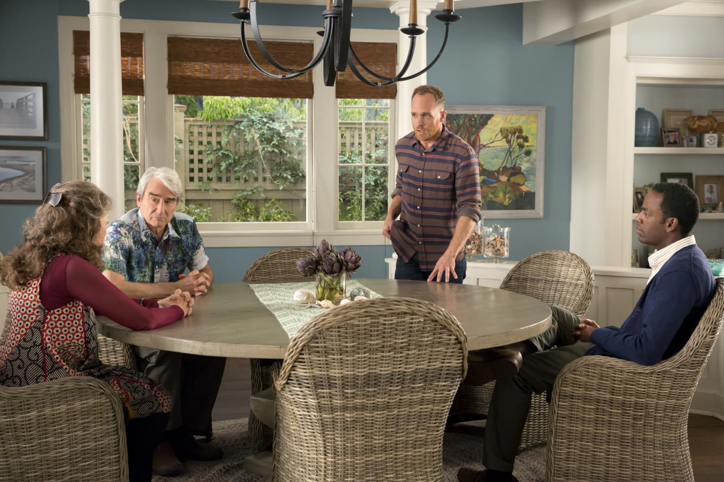 grace-and-frankie-set-design-decor-apartment-therapy