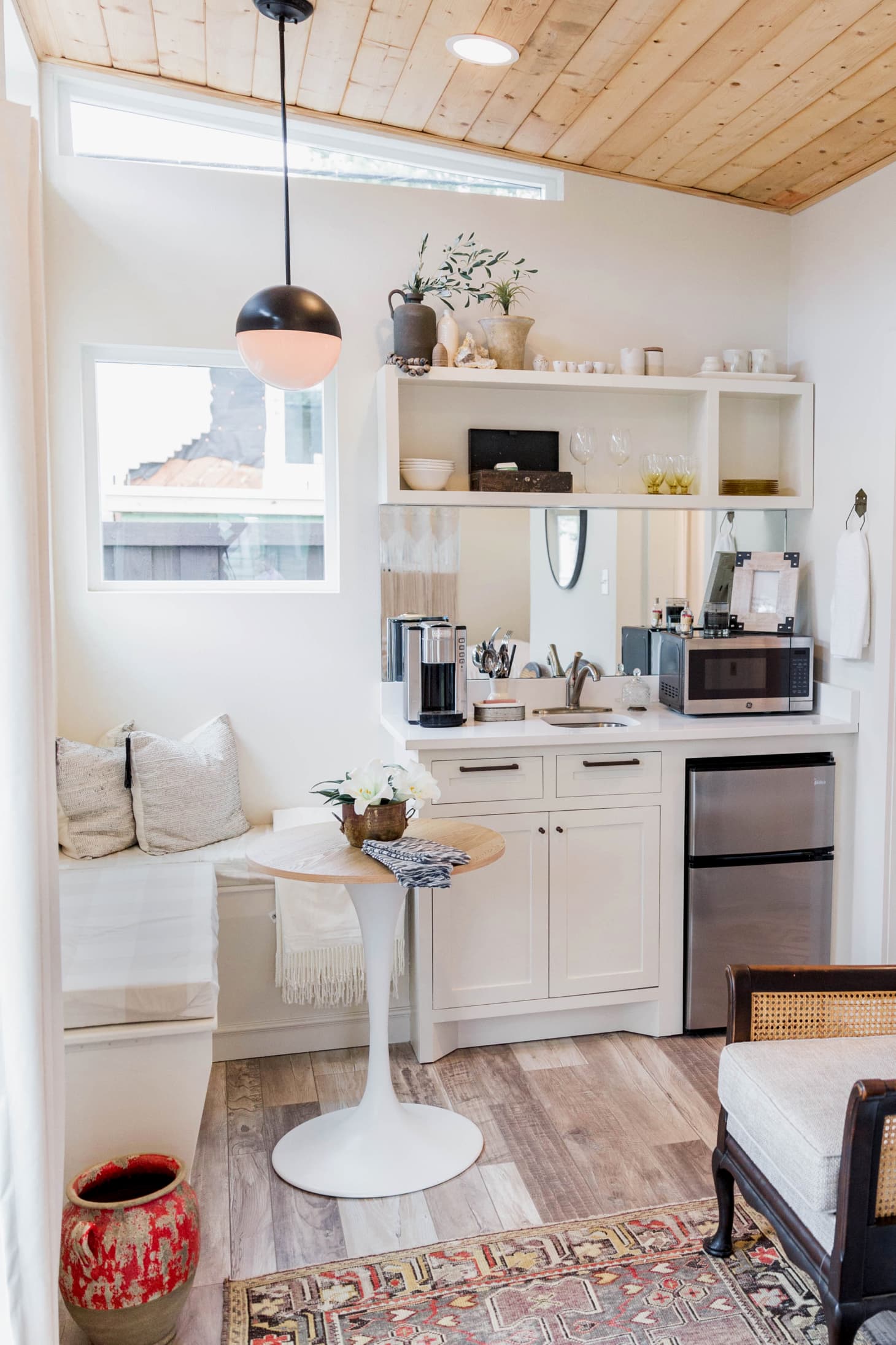 Fit A Dining Table In A Small Living Room Kitchn