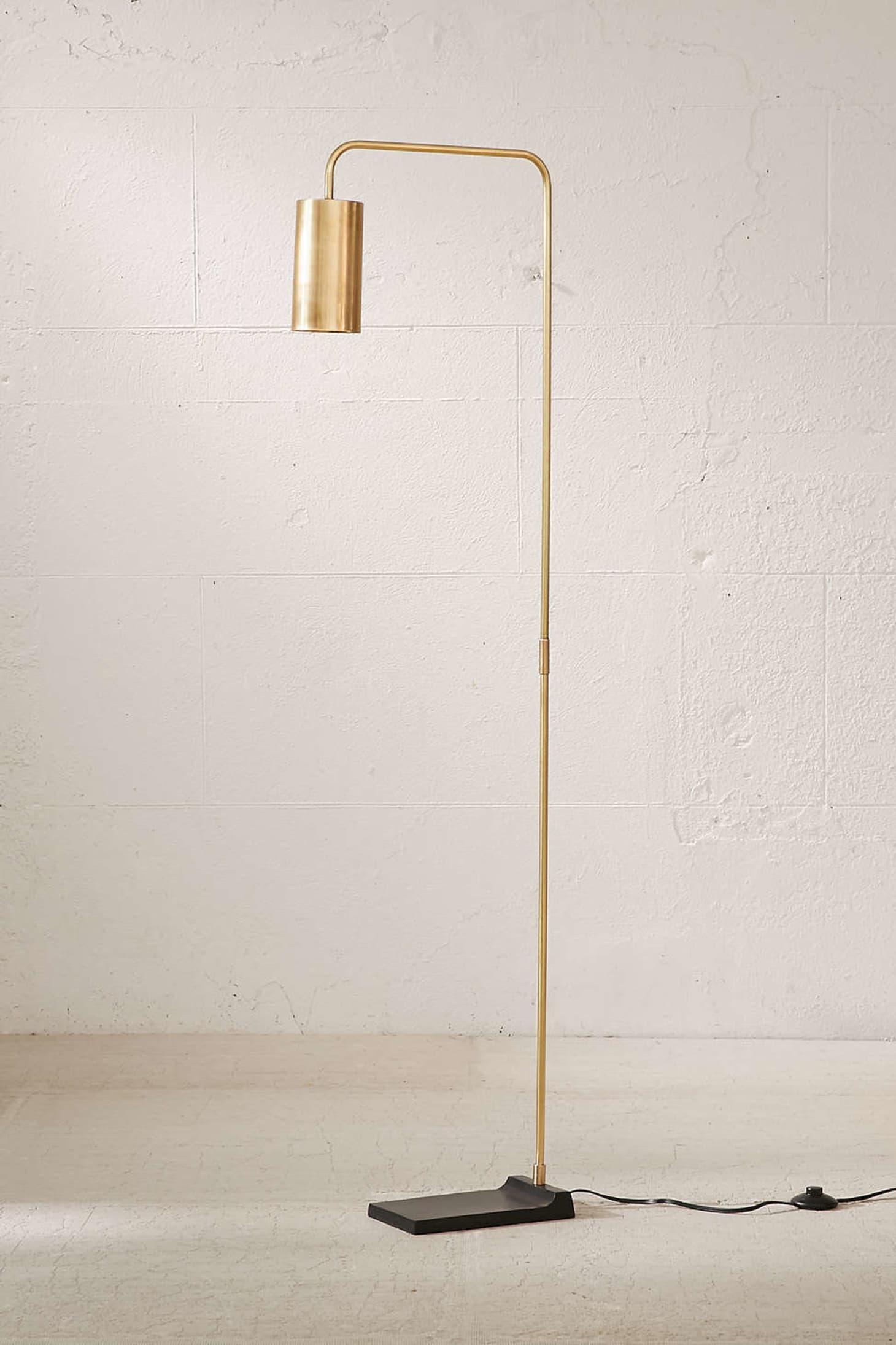 12 of Our Favorite Brass Floor Lamps | Apartment Therapy