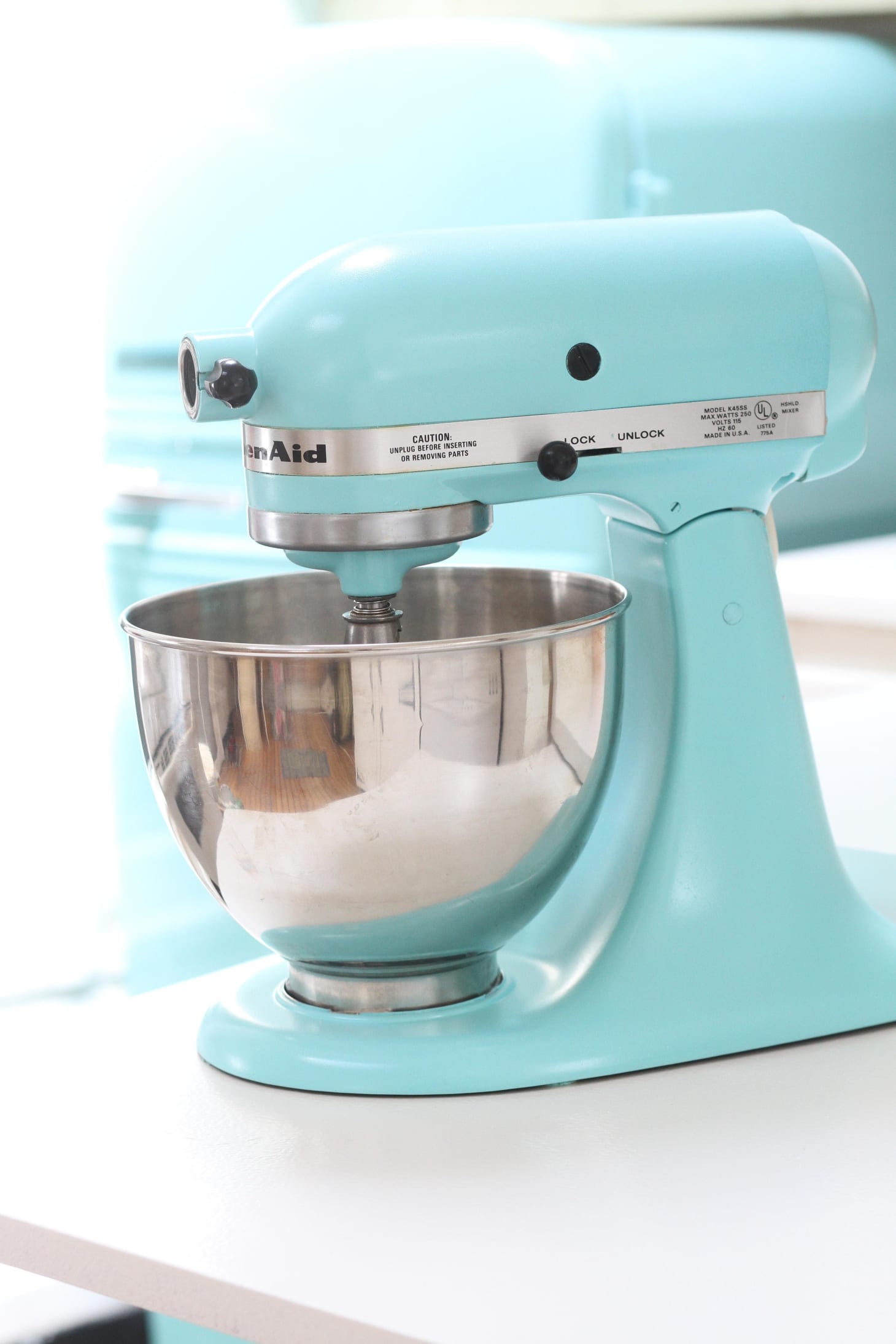 How To Paint a KitchenAid Mixer a New Color Apartment Therapy