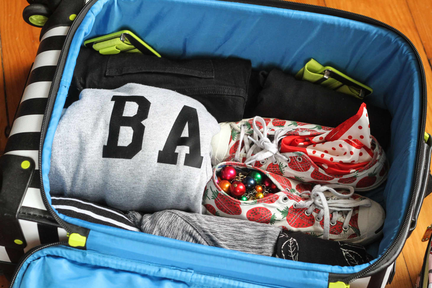 Tips & Tricks How To Pack a Suitcase Well Apartment Therapy