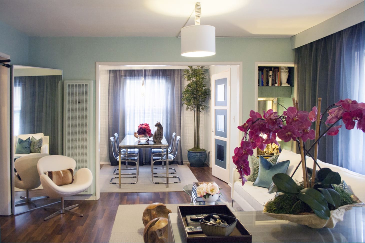 House Tour A Glam West Hollywood Studio Apartment Apartment Therapy