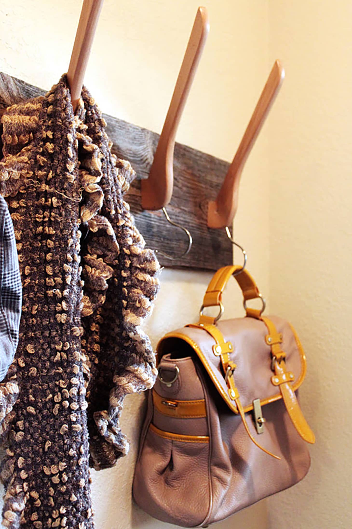 9 Creative Ways to Organize Your Coats and Hats by the Door (When You