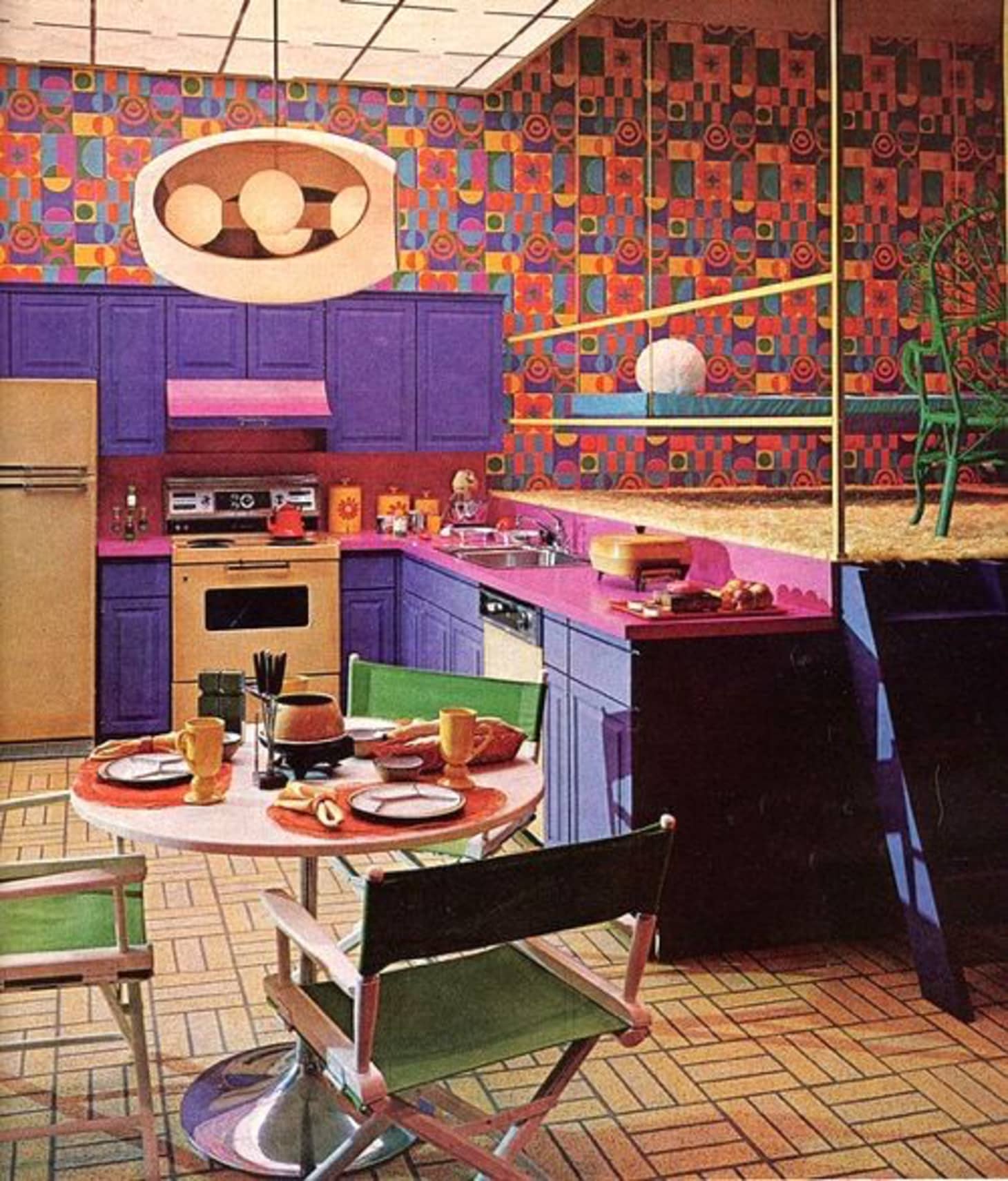 1970s play kitchen