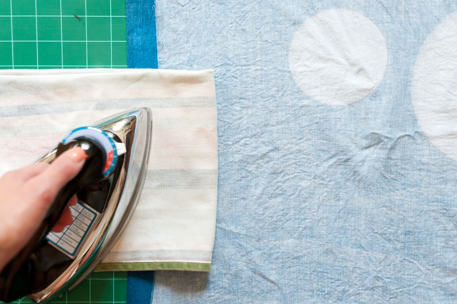 Easy How To: Abstract Wall Art Using Cyanotype Fabric | Apartment Therapy