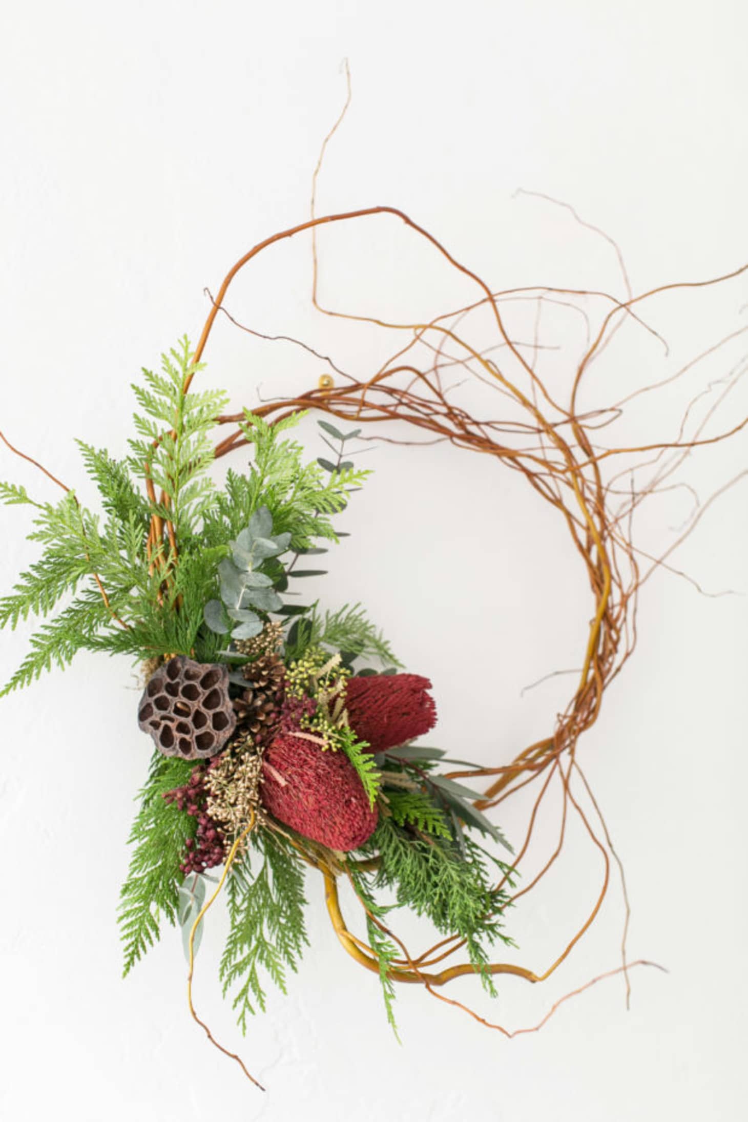 Modern Wreath Ideas: Half Wreath | Apartment Therapy