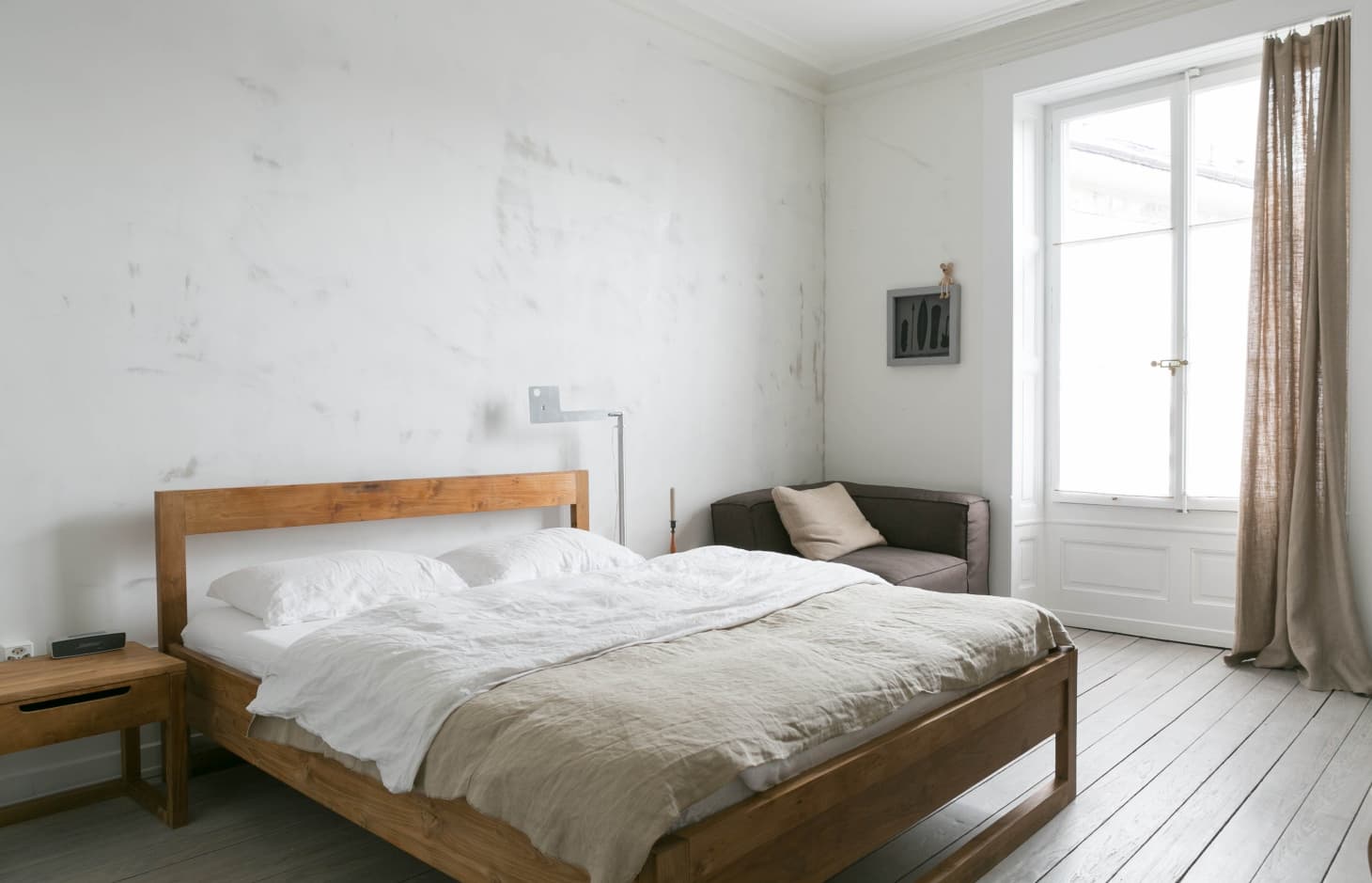 Minimalist Bedroom Ideas (That Aren't Boring) | Apartment Therapy