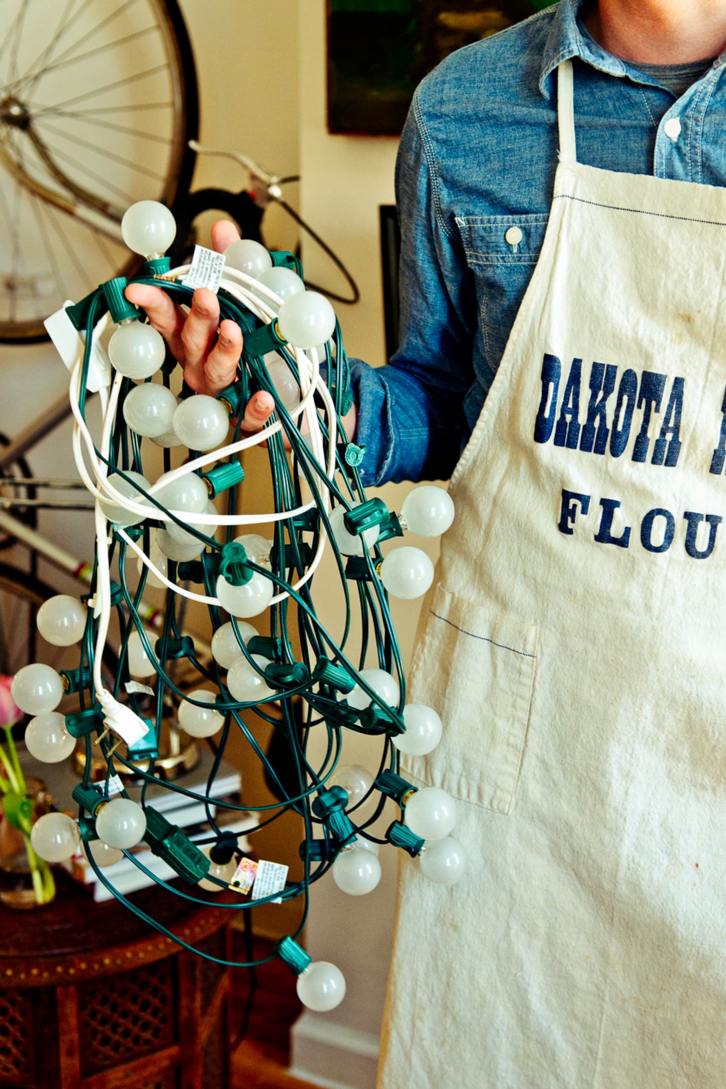 5 Tips for Throwing a Dinner Party in a Small Apartment Kitchn