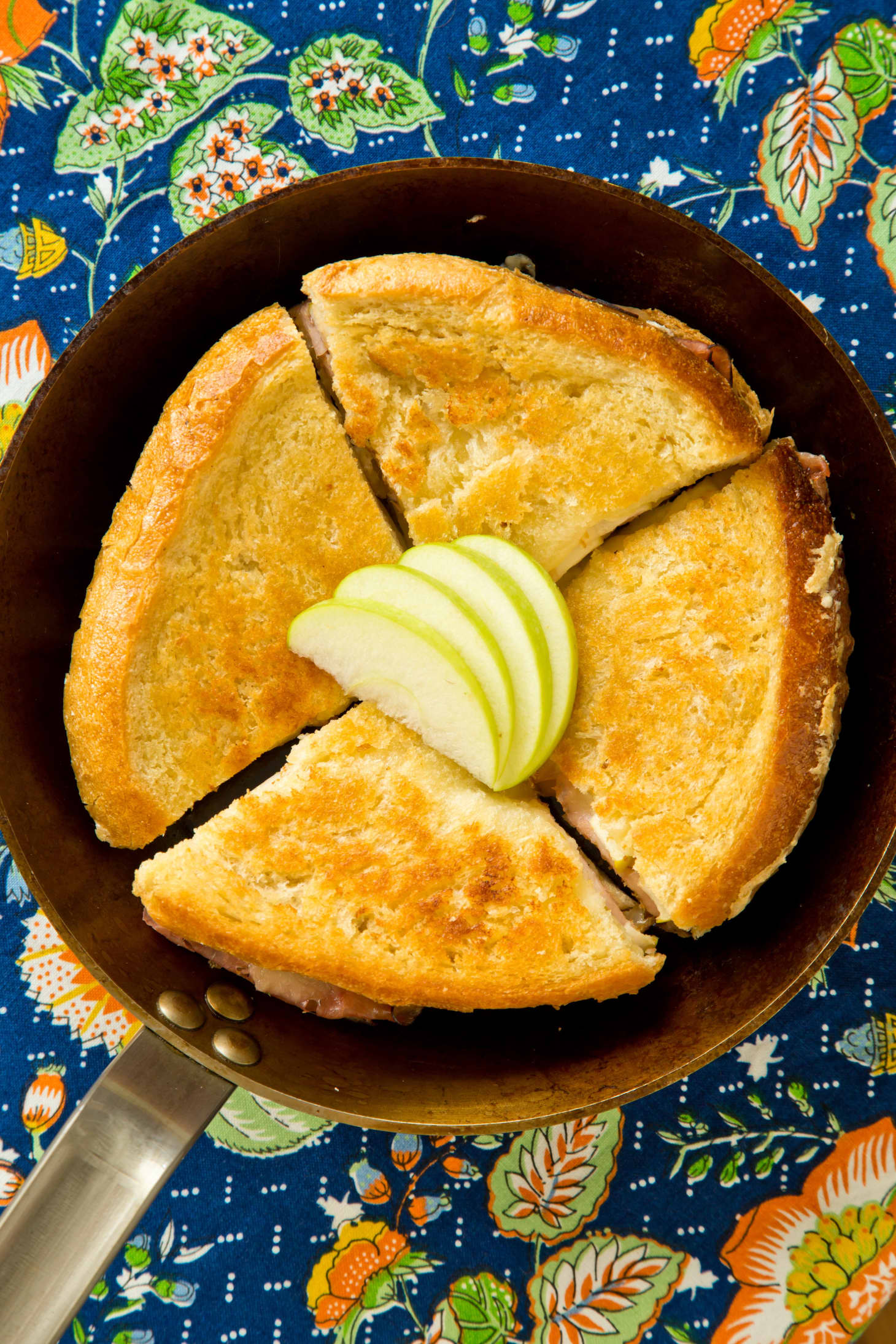Recipe: Giant Skillet Grilled Cheese with Ham and Apple | Kitchn