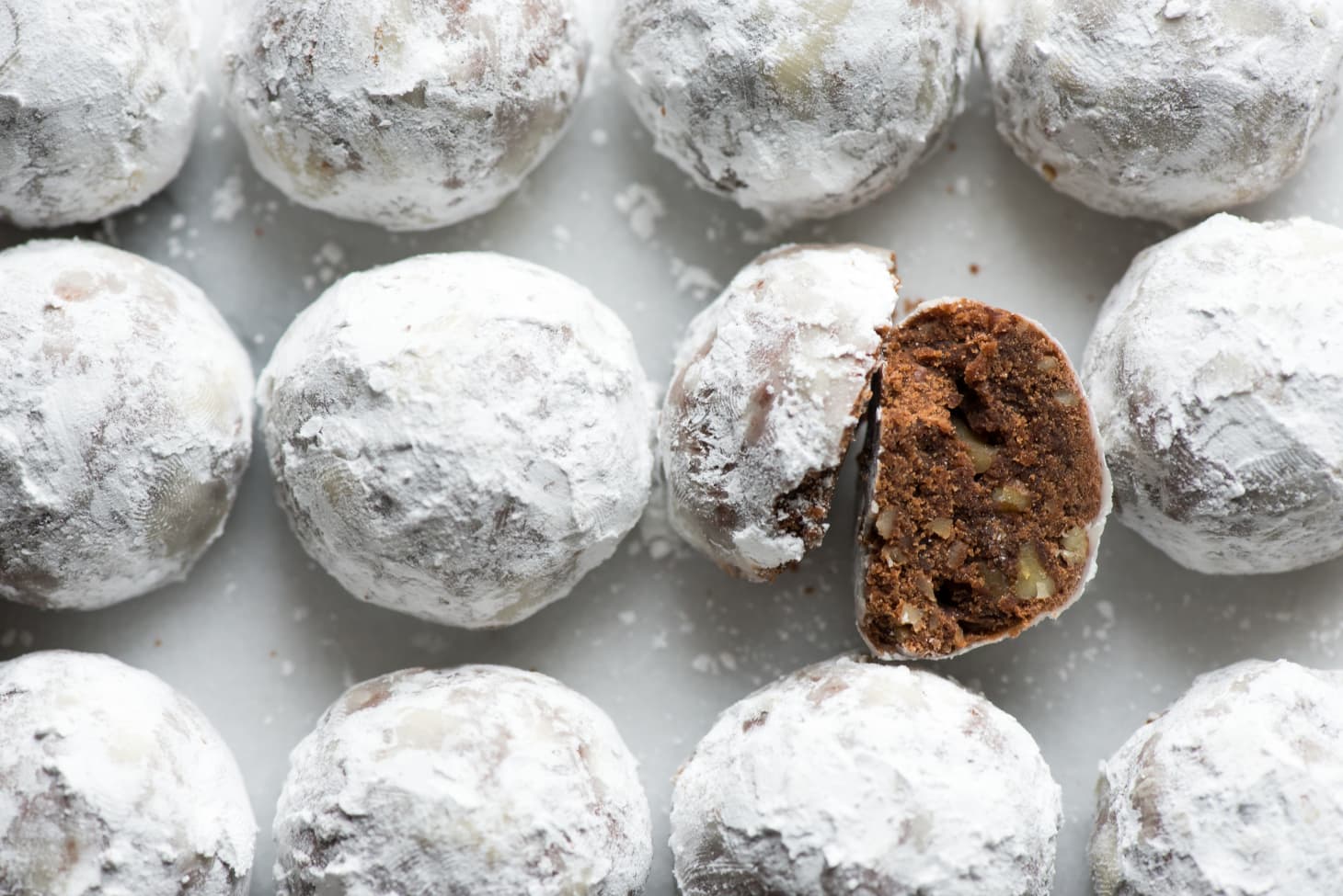 Recipe Chocolate Mexican Wedding Cookies Kitchn